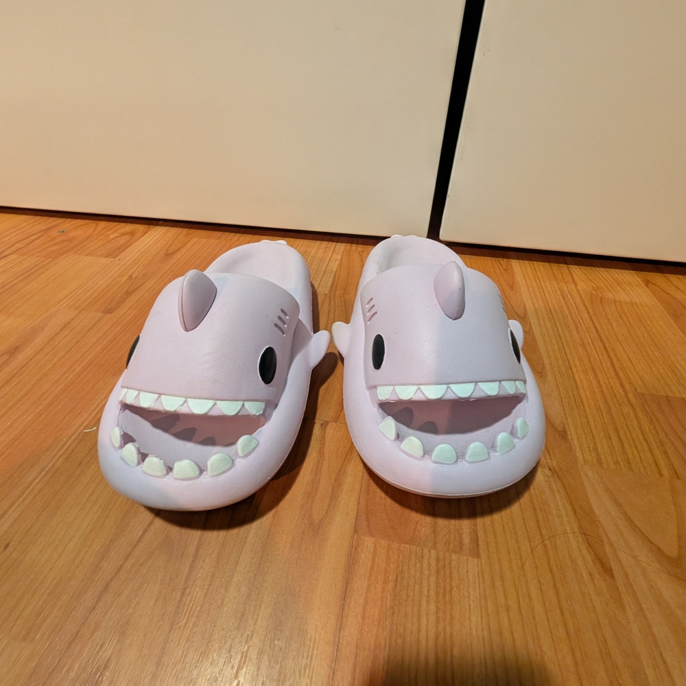Shark Slippers in Light Purple